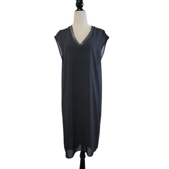 RUDSAK Dresses & Skirts - Rudsak v neck leather trim midi dress